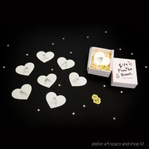 March Hare<br>蓄光ステッカーセット