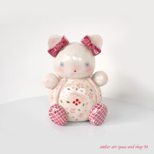 01.MIKAKO<br>ぼんぼりネコちゃん